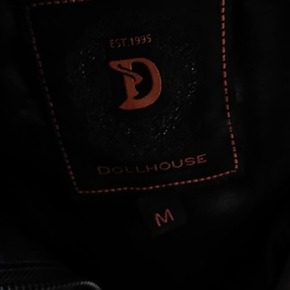 Vest - Picture 2 of 3